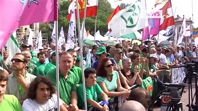 SALVINI AVVERTE TOSI