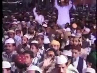 Young Irani boy Umit Hussein Nejad reciting Quran in Pakistan