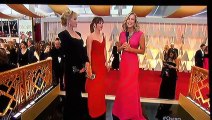 Dakota Johnson rips into her Mom, Melanie Griffith at Oscars