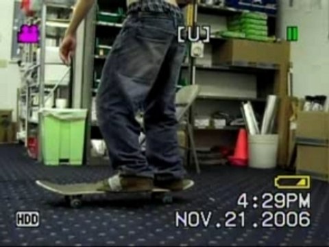 Spin to varial kickflip