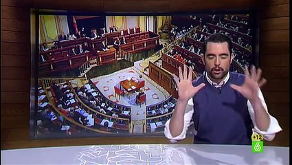 Dani Mateo analiza la partida al Candy Crush de Villalobos en el debate sobre el estado de la Nación