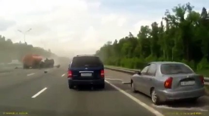 Fuel Truck Explodes on Highway NEW