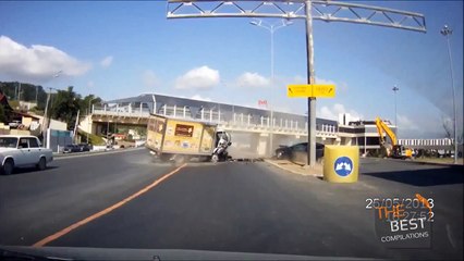 Stupid Drivers 2013 - road compilation