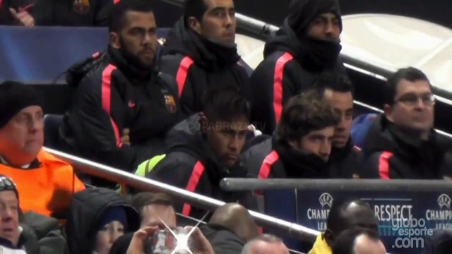 Neymar fights with Manchester City Fan - Manchester City vs Barcelona (24_02_2015)