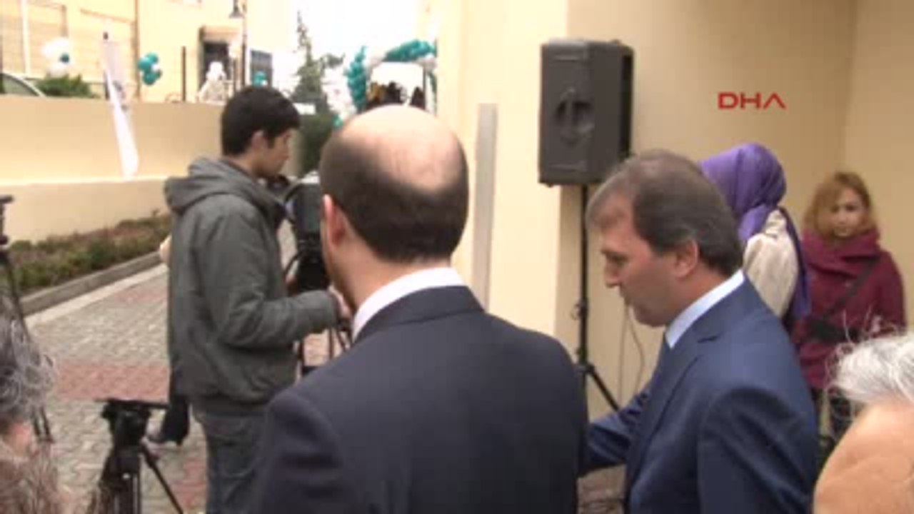 Vali Konuşmaya Hazırlanırken Sunucu Bilal Erdoğan'ı Anons Etti