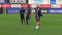 Gökhan Töre ve Demba Ba Antrenmanda