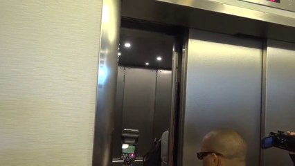 Robert Pattinson in LAX 24/02/2015