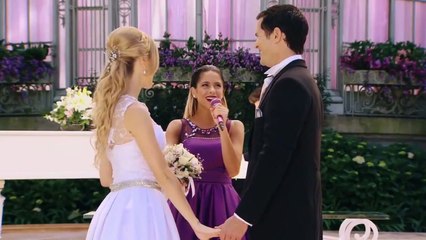 Martina Stoessel - Algo se Enciende (From "Violetta")