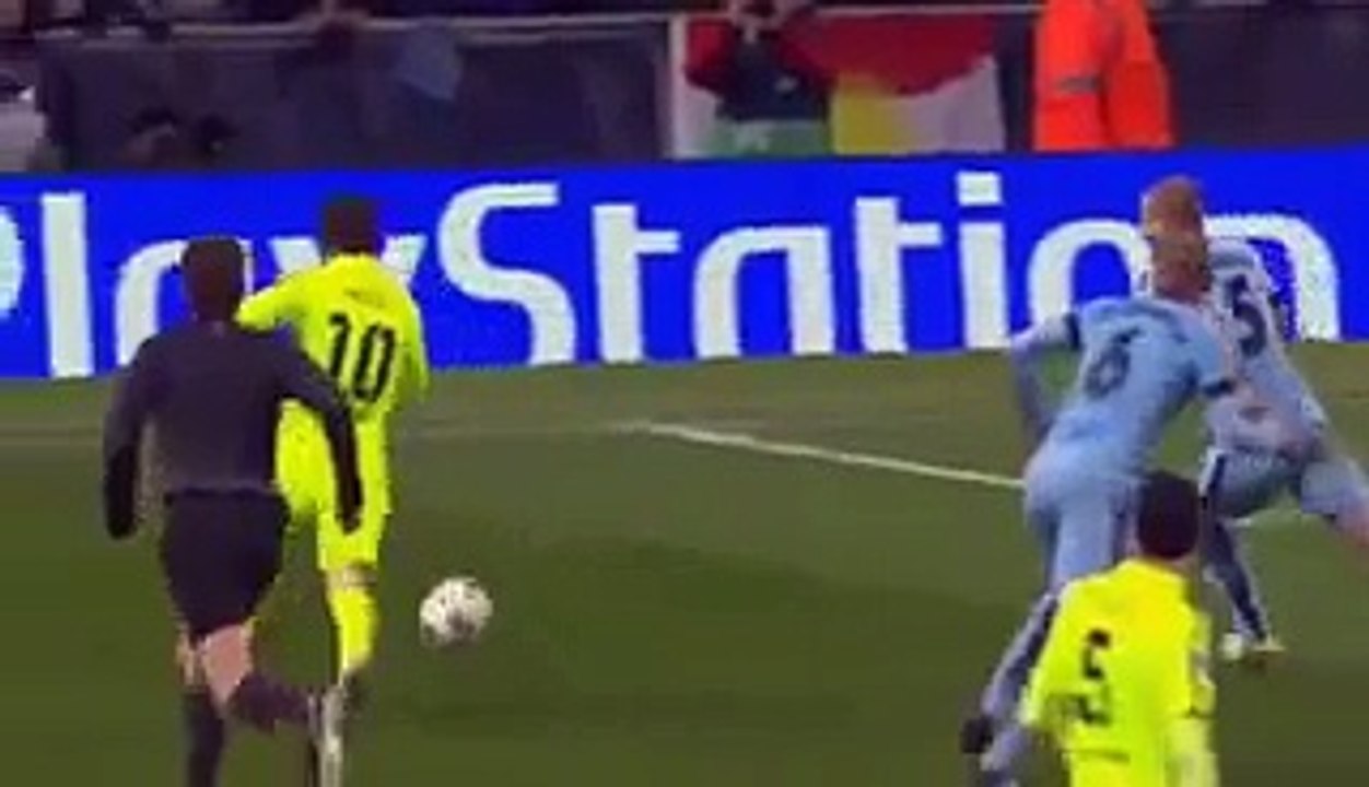 Le pénalty raté de Messi (Manchester City vs. FC Barcelone)