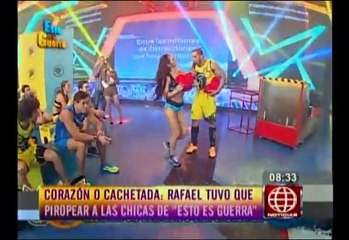 Rafael Cardozo fue cacheteado por sus compañeras de Esto es Guerra