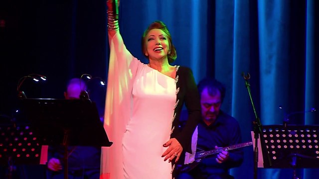 Yasemin Yalçın - Dert Bende / BKM Konseri HD - 08.12.2014