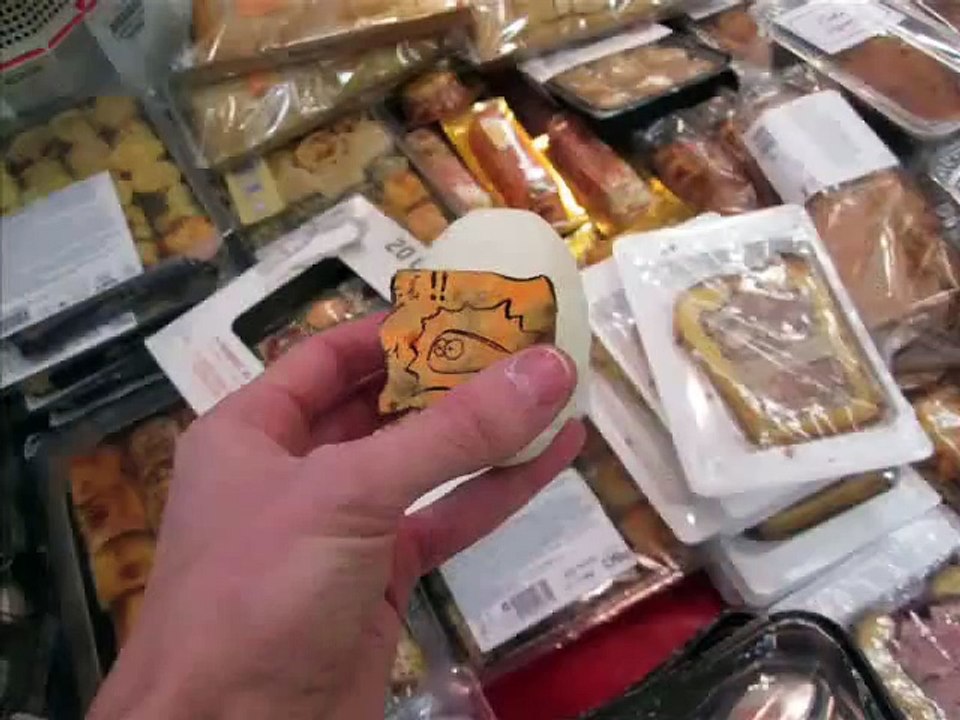 La Chose venait du Rayon Frais / court-métrage en pâte à modeler