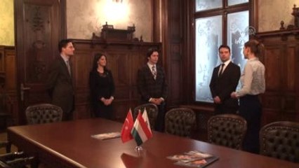 Vona'nın Yunus Emre Türk Kültür Merkezi'ni Ziyareti