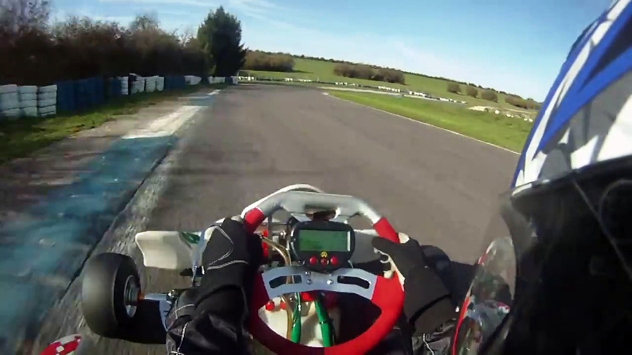 Karting TonyKart Rotax Max à Pusey le 29-10-2010_Run-4 (720p)