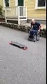 Faire du skate en fauteuil roulant ... Ouaww