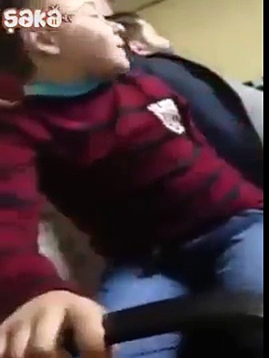 Fırlama yaa grin emoticon