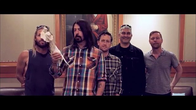 Foo Fighters Win Best International Group BRIT Awards 2015