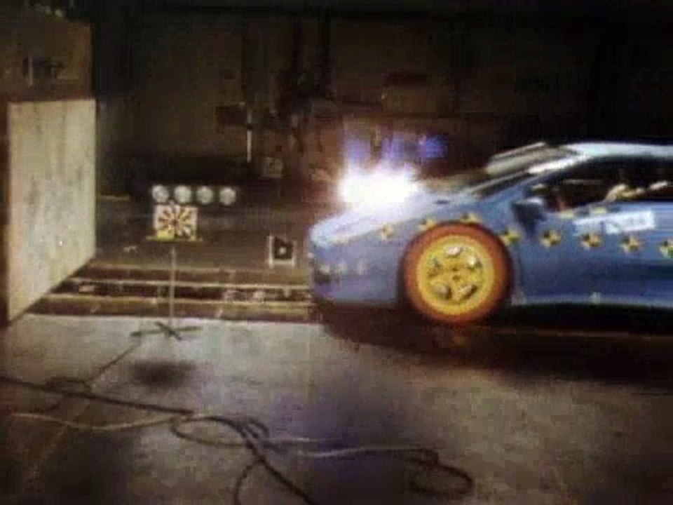 Lamborghini Diablo Crash Test