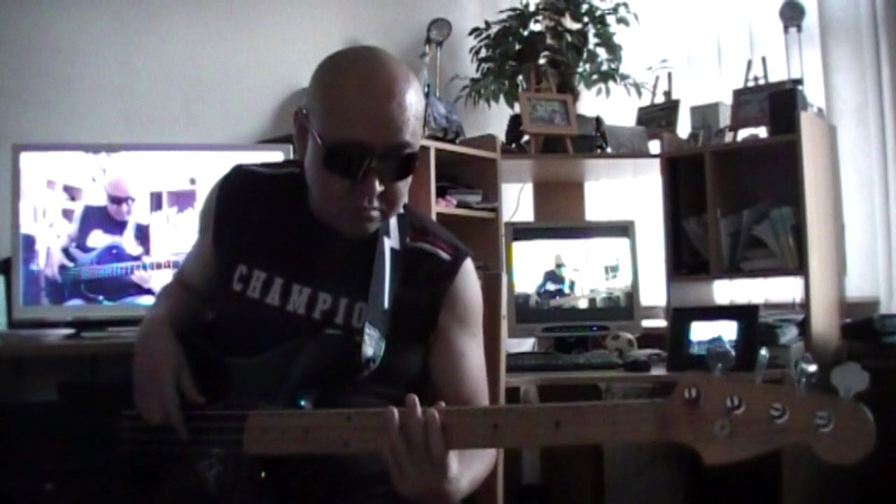 Guilty Barbara Streisand & Barry Gibb Bass cover Bob Roha