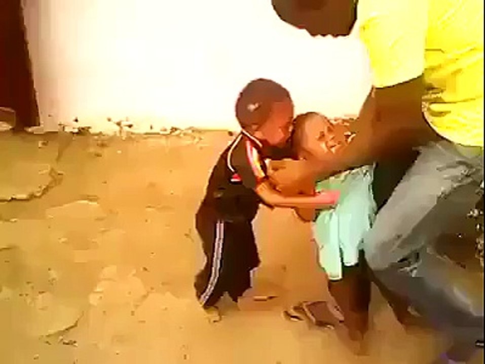 سچ کہتے ہیں بڑا بھائی باپ جیسا ہوتا ہے