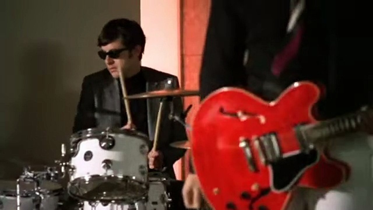 Mark Ronson - Just ft. Phantom Planet - video by mohsinahmad