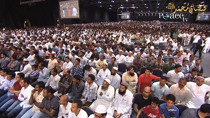 Alhamdulillah  A Christian man finds the true  Peace  in Islam