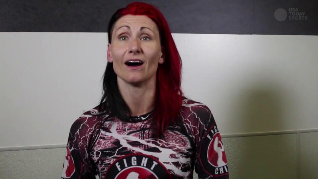 Charmane Tweet talks to reporters after Invicta FC 11 open workouts