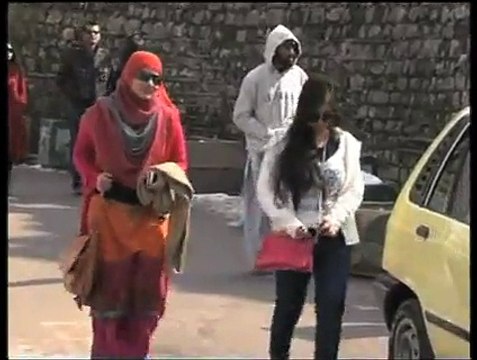 Dunya News - Rain, snowfall turn weather cold in various cities