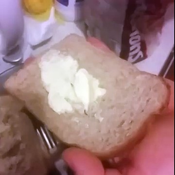 Ekmeğe Hunharca Yağ Sürmek