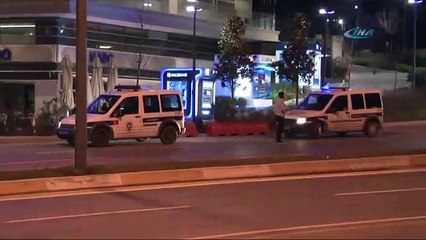 Beşiktaş taraftarı Liverpool’u uyutmadı