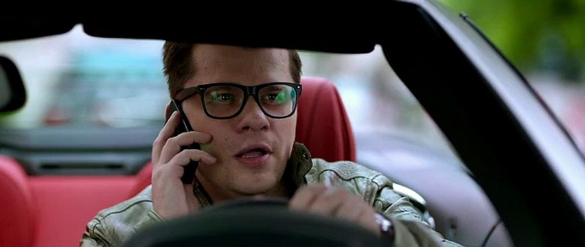 02/26/2015 10:07:59 просмотр Робот по имени Чаппи 480