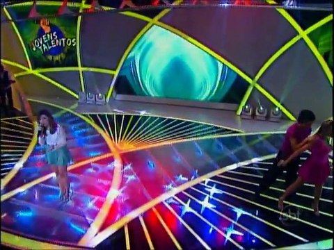 MAYRA FROM THIS MOMENT PROGAMA RAUL GIL JOVENS TALENTOS 2014