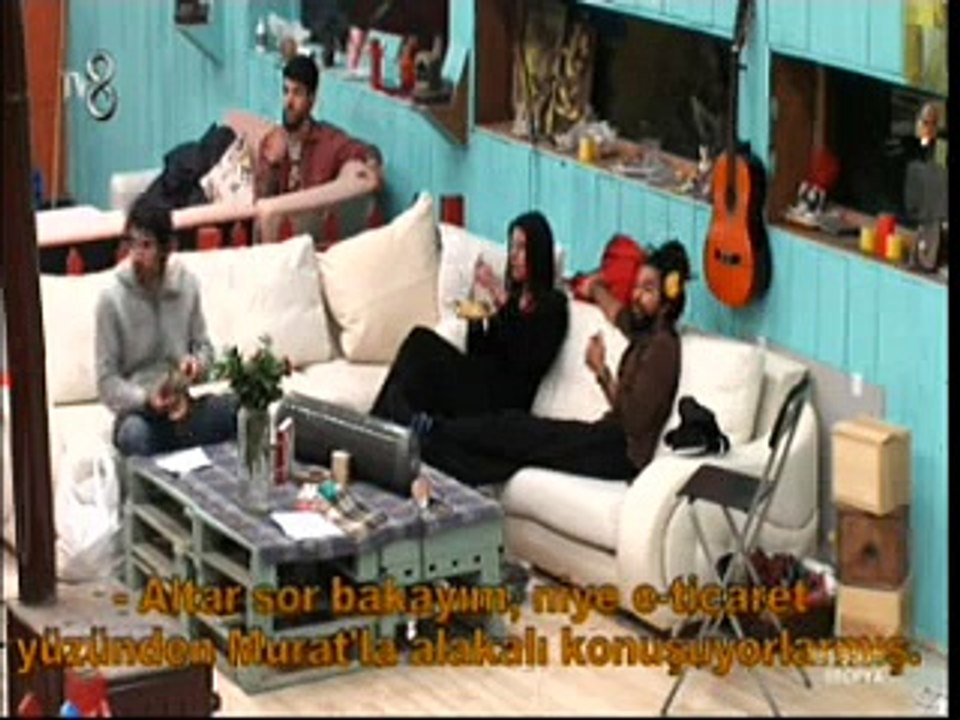üt3