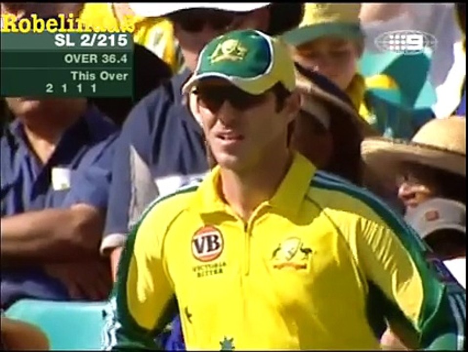 Andrew Symonds swears on Stump Mic versus Sri Lanka Cricket