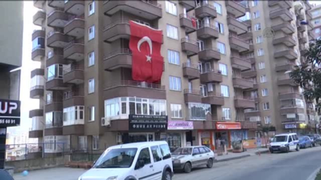 Afganistan'da Türk Askerlerinin Bulunduğu Araca Saldırı