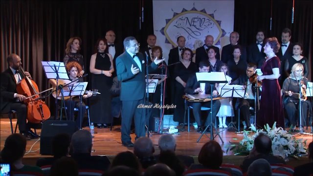 Beni Ateşlere Salan O Kapkara Siyah Gözler - Ahmet Hoşsöyler