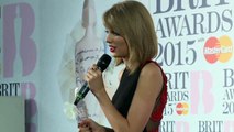BRIT AWARDS 2015  Taylor Swift gets attacked by wind machine