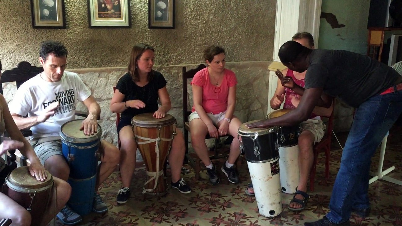 Cours percussion cubaine  en Fevrier 2015  avec Cocoyé