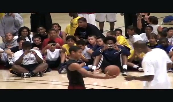 Kobe Bryant vs. 14 Year Old Camper (Kobe Basketball Academy 2009)
