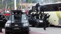 Forces spéciales malaisiennes pendant une prise d'otages