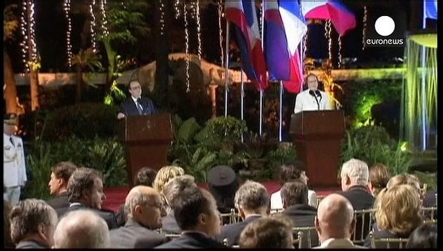 François Hollande alerta en Filipinas sobre el cambio climático