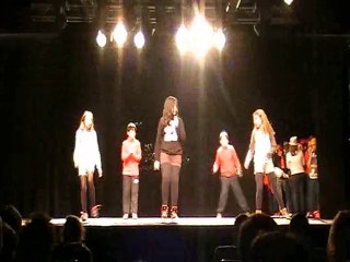 almozara bailes fama 8