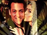 Who Kissed Salman Khan On Valentine's Day  - Watch!