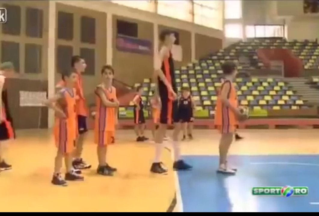 The tallest teen basketball player in Europe