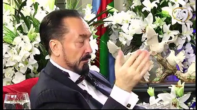 Okullarda fosil sergileriyle öğrencilere evrim teorisinin olmadığı, canlıların değişmediği gösterilmeli.