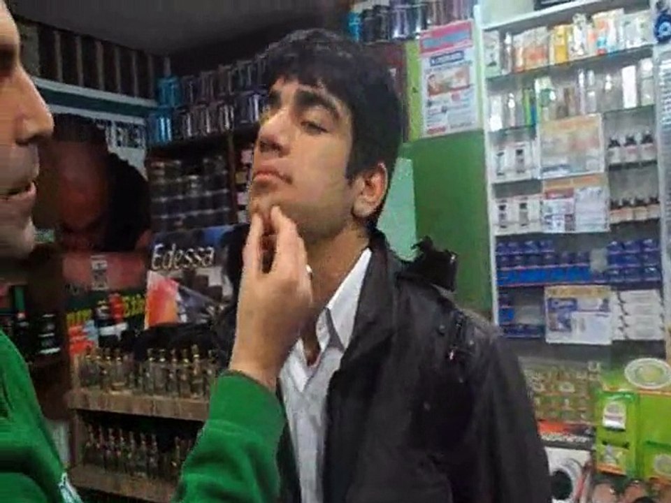 SİVİLCELİ OLANLAR İNANMIYROSANIZ BU VİDEOU MUTLAKA İZLEYİNİZ.