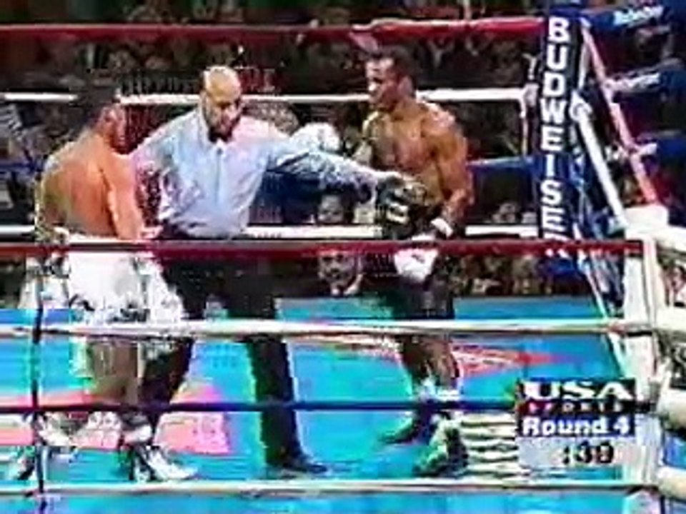 Camacho ko Leonard