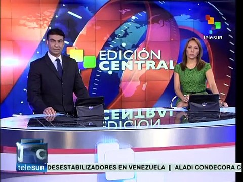 Universitarios mexicanos exigen aparición con vida de normalistas