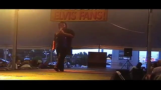 Danny Dale sings Tomorrow Never comes at Elvis Week 2006 video