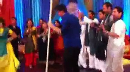 Boys and Girls combine dance in pakistani mehndi